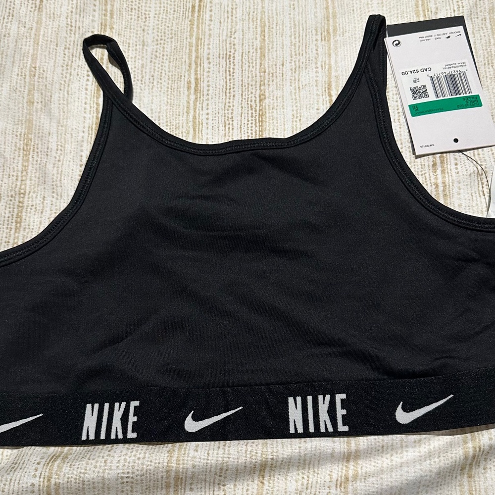 Nike girls sport bra